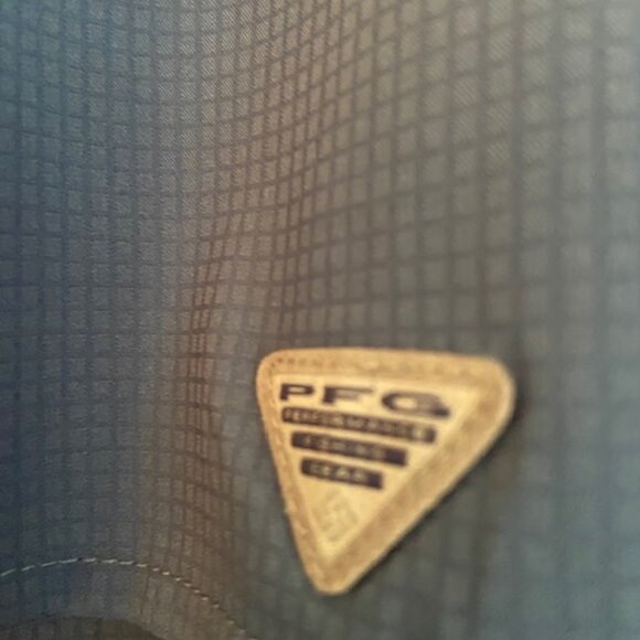 Columbia Womens Top Long Sleeve Omni-Shade Vented Right Pocket Size M - Picture 13 of 13